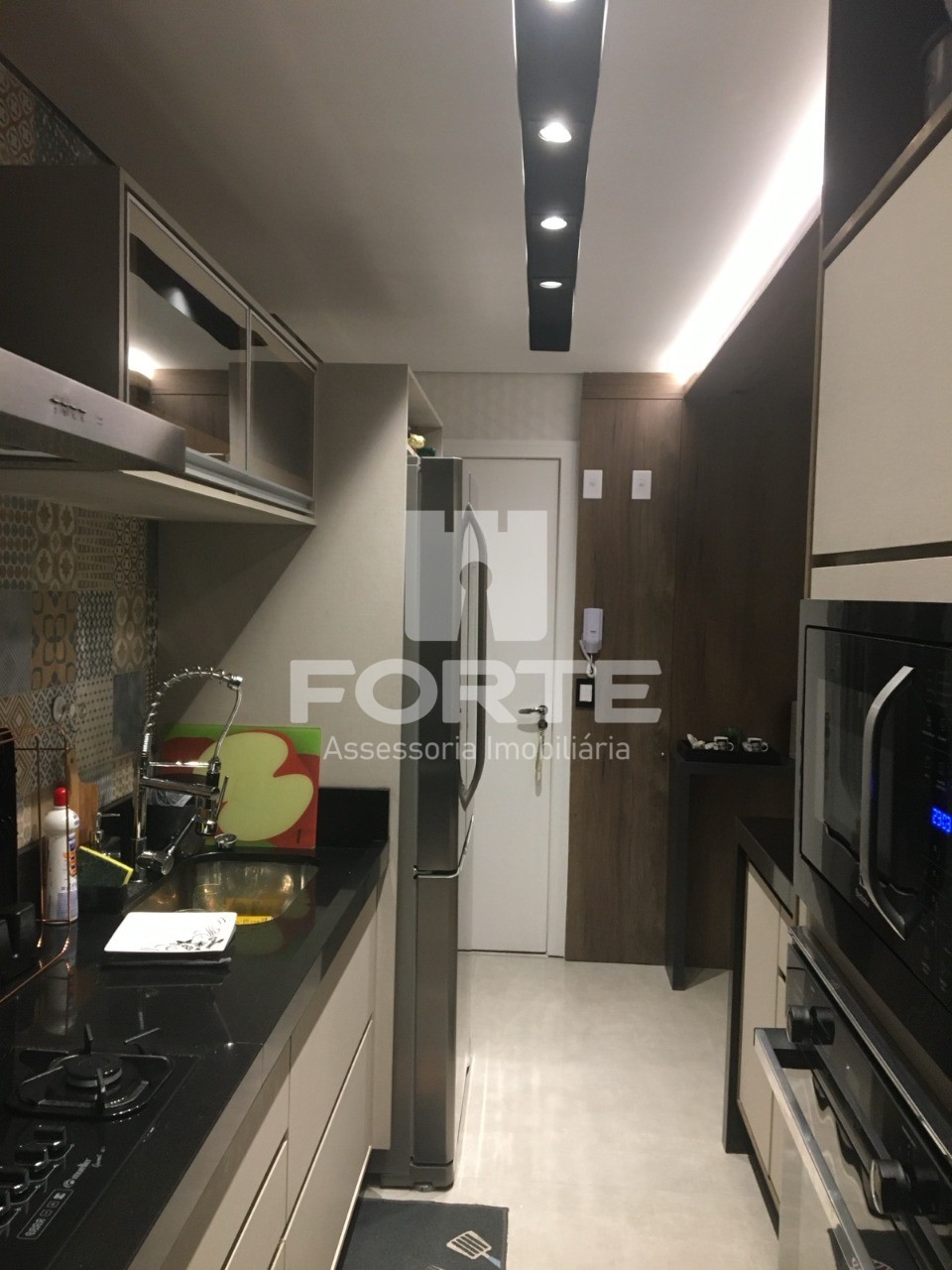 Apartamento à venda com 3 quartos, 97m² - Foto 5