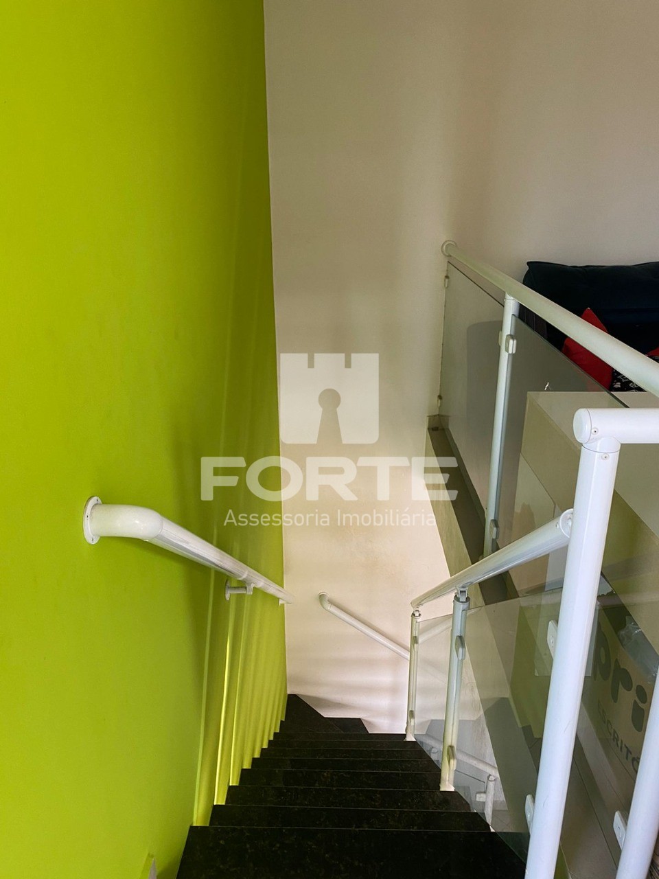 Apartamento à venda com 3 quartos, 123m² - Foto 8