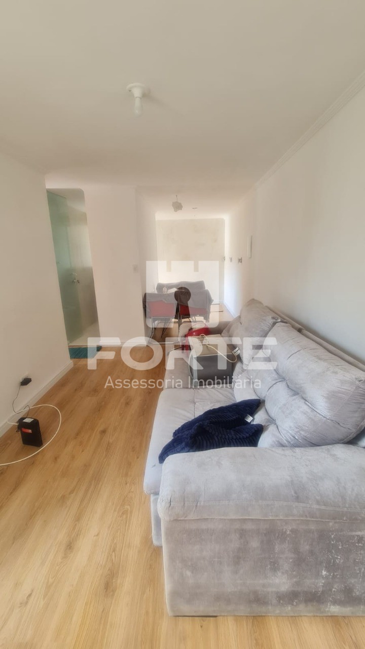 Apartamento à venda com 2 quartos, 47m² - Foto 2