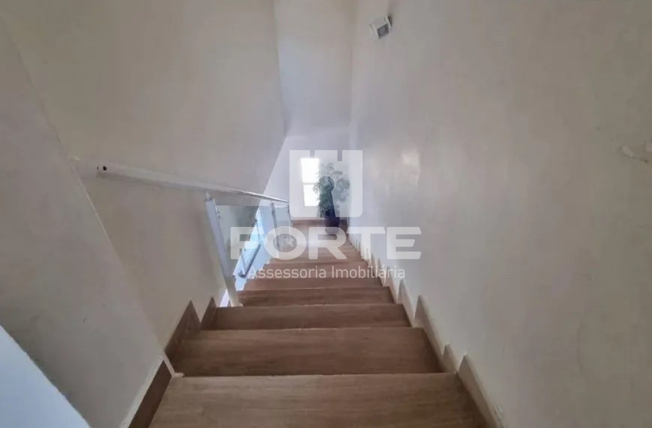 Casa à venda com 3 quartos, 189m² - Foto 11