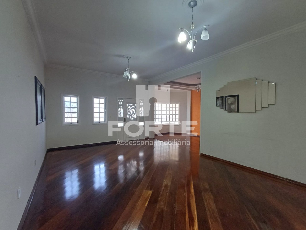 Casa à venda com 7 quartos, 309m² - Foto 54