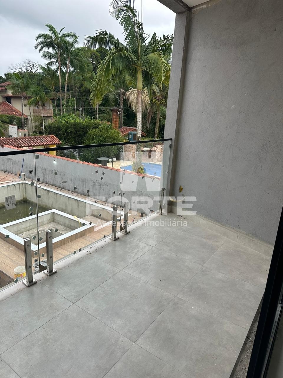 Casa à venda com 5 quartos, 270m² - Foto 8