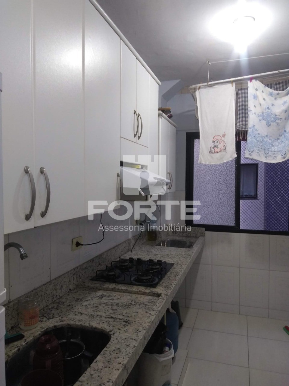 Apartamento para alugar com 2 quartos, 1500m² - Foto 7