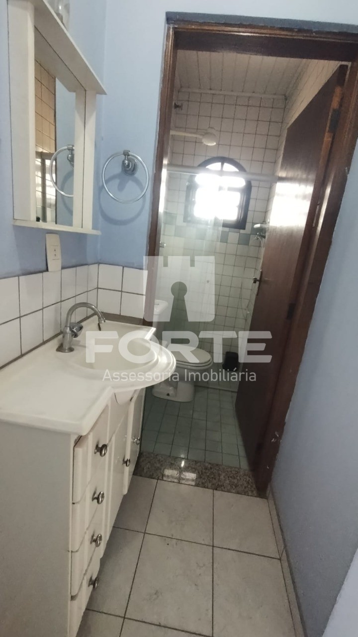 Casa à venda com 3 quartos, 140m² - Foto 14