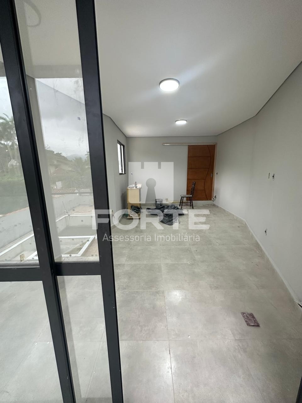 Casa à venda com 5 quartos, 270m² - Foto 10