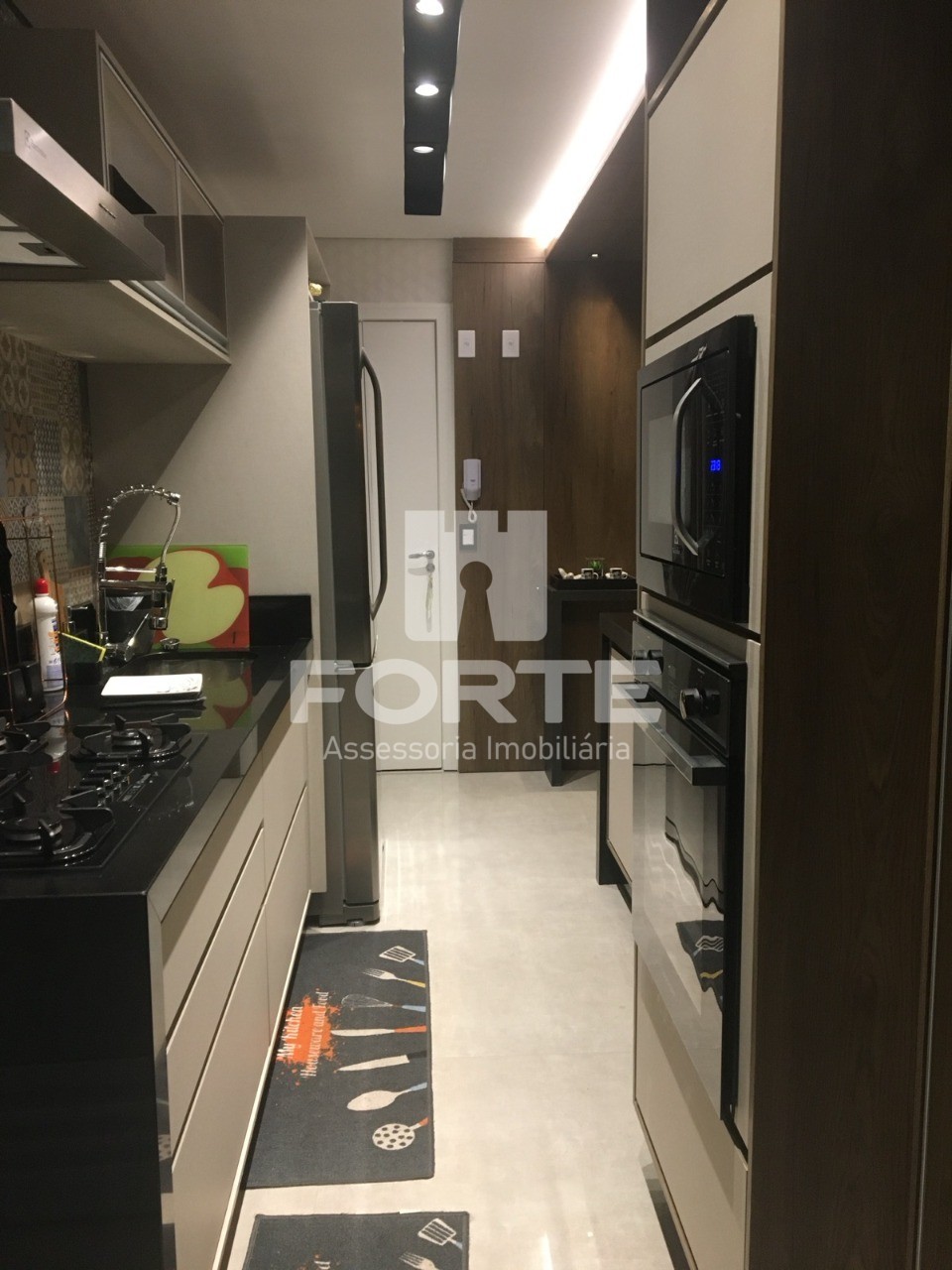 Apartamento à venda com 3 quartos, 97m² - Foto 6