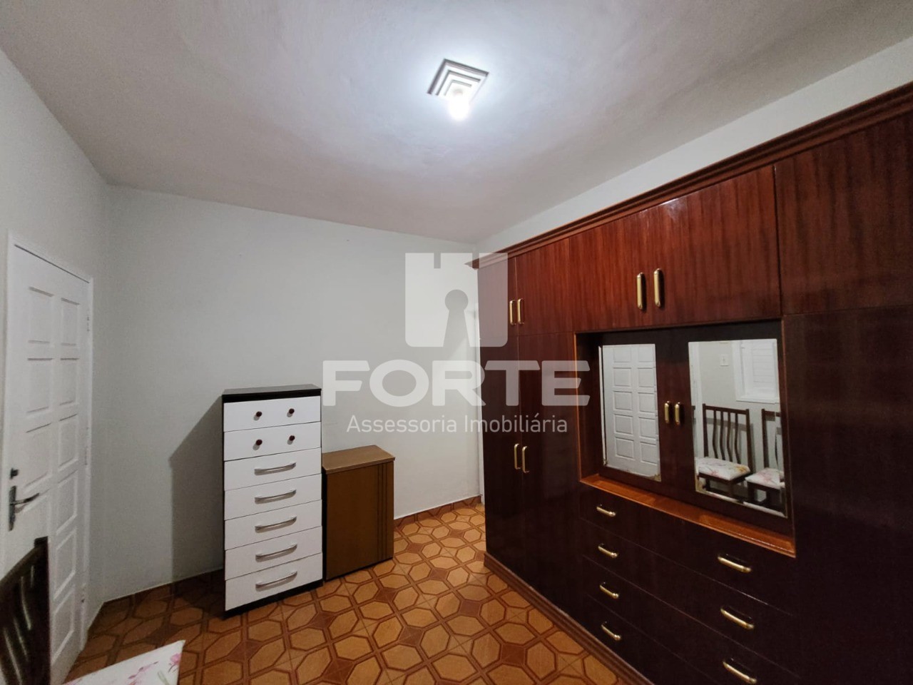 Casa à venda com 4 quartos, 200m² - Foto 7