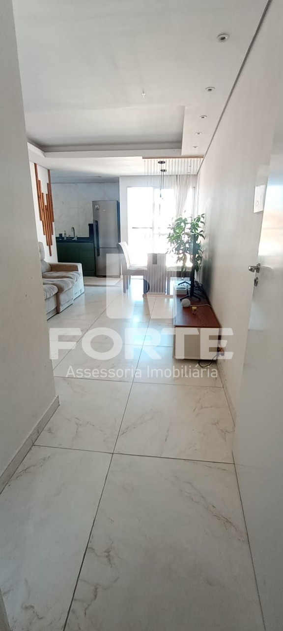 Apartamento à venda com 2 quartos, 47m² - Foto 2