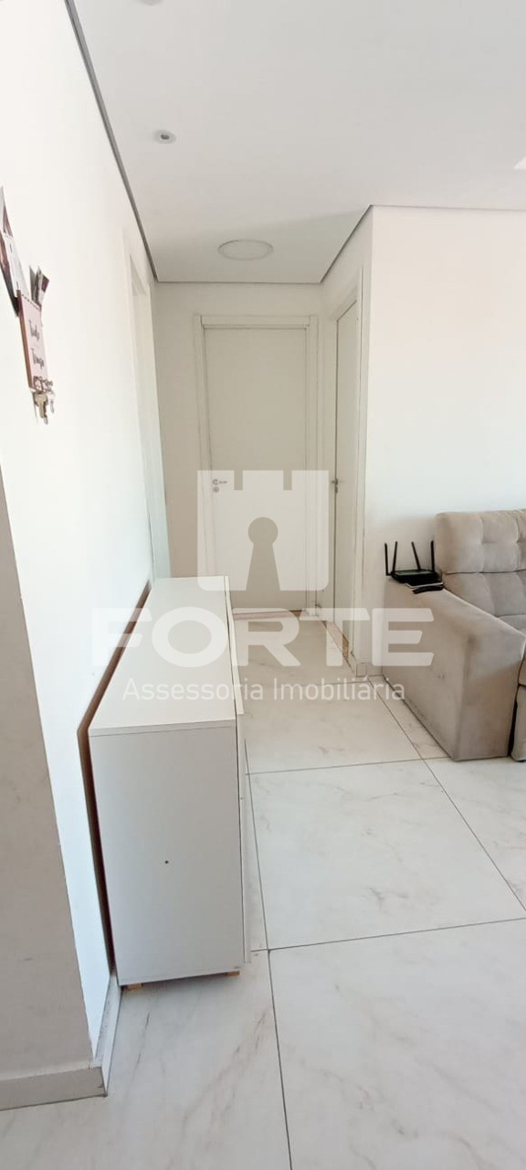 Apartamento à venda com 2 quartos, 47m² - Foto 3