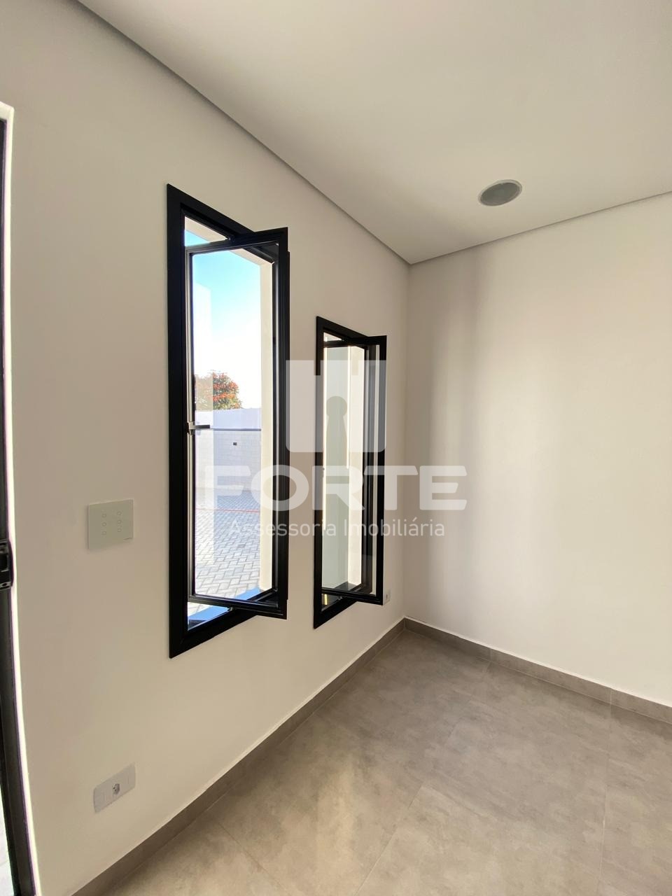 Casa à venda com 2 quartos, 89m² - Foto 5