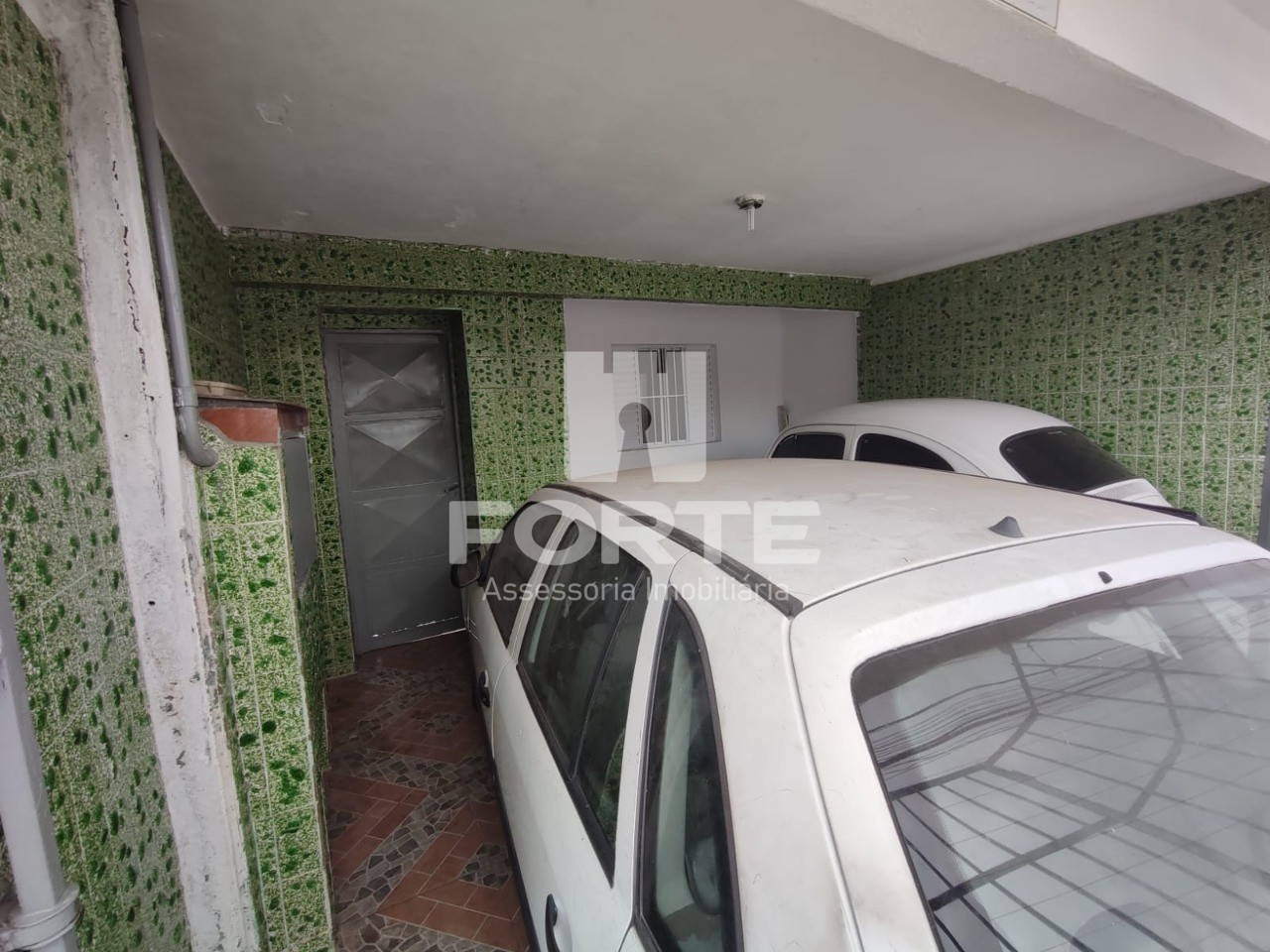 Casa à venda e aluguel com 2 quartos, 200m² - Foto 3