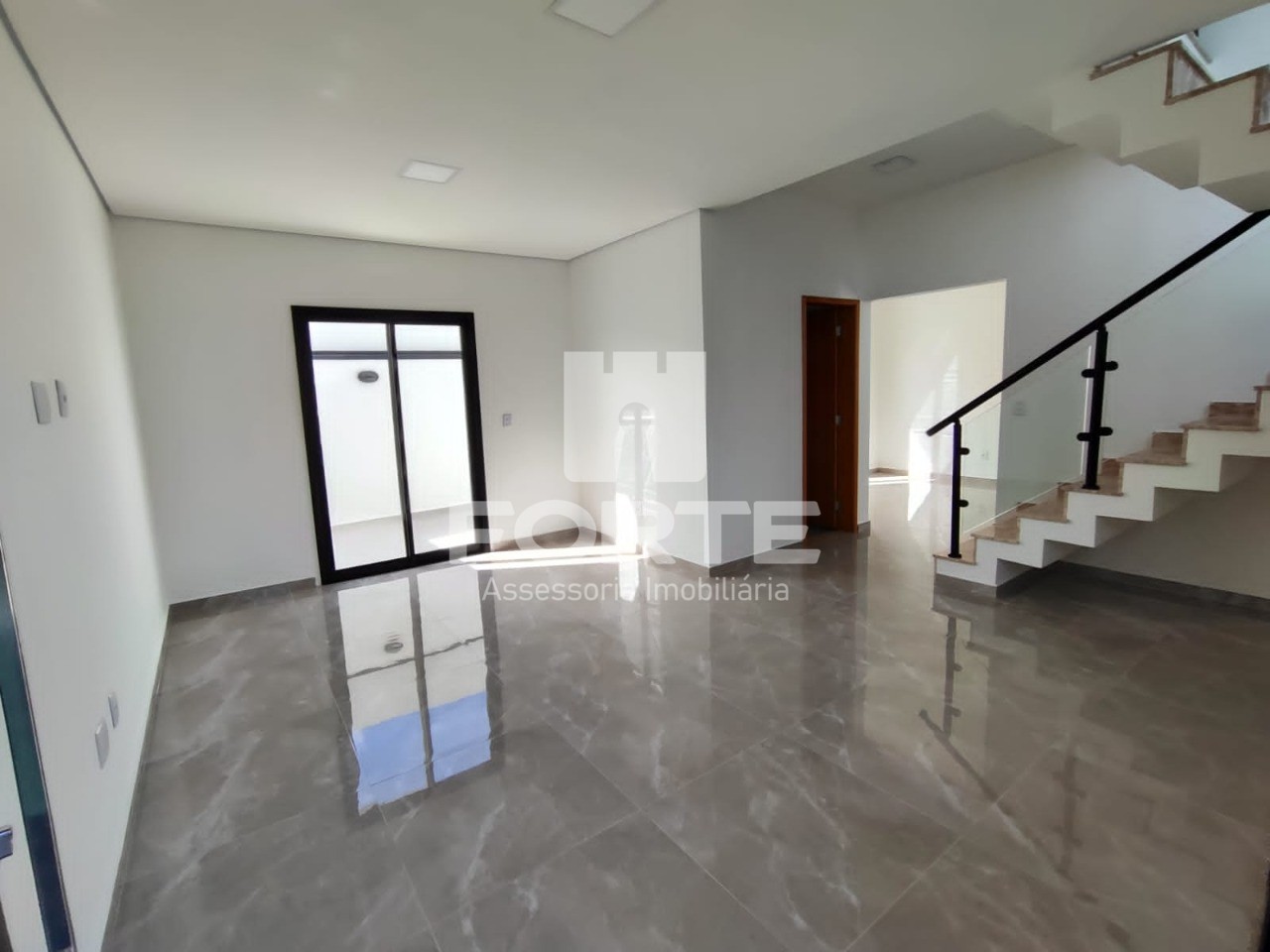 Casa à venda com 3 quartos, 150m² - Foto 10