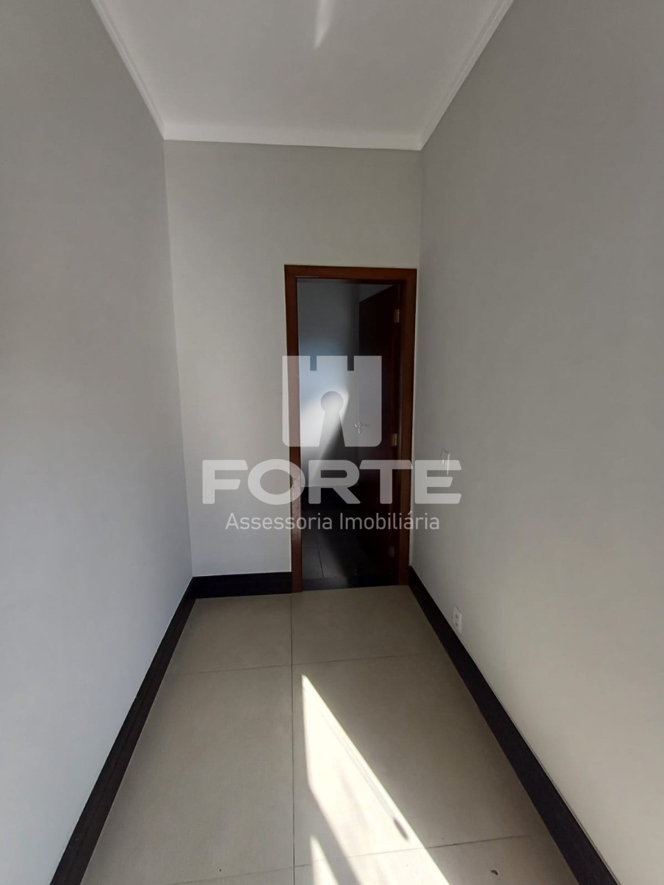 Casa à venda e aluguel com 3 quartos, 180m² - Foto 7