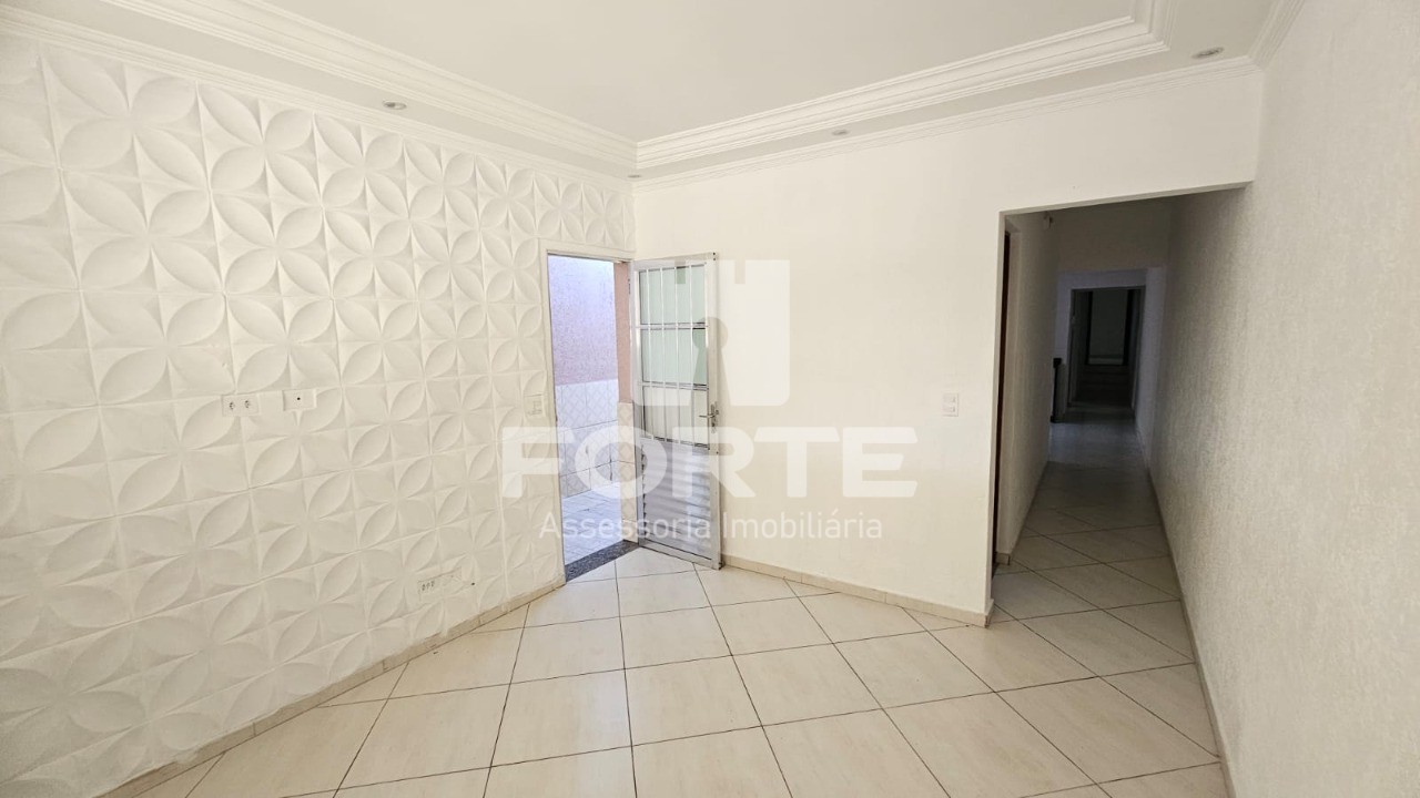 Casa à venda com 3 quartos, 113m² - Foto 2