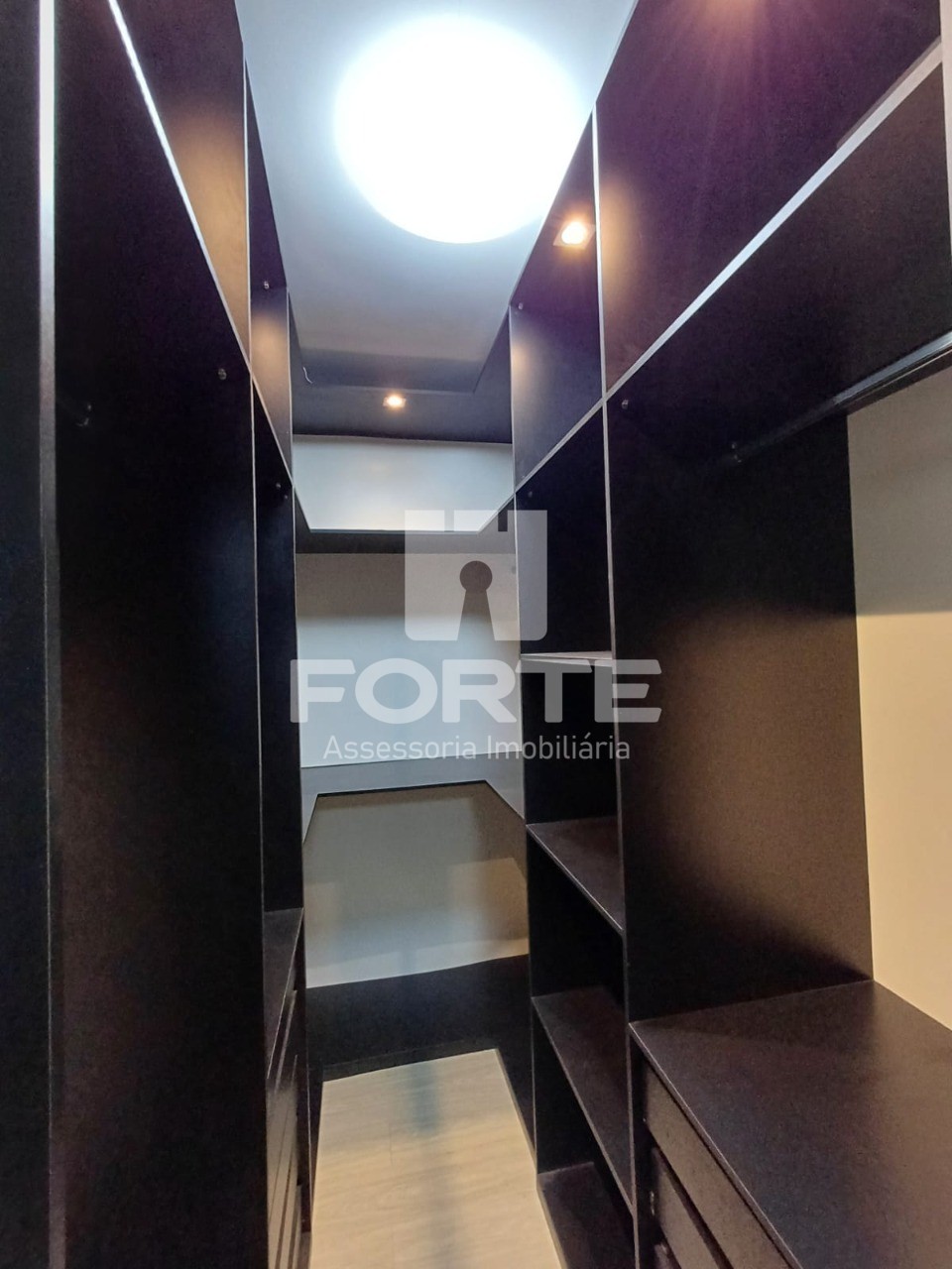 Casa à venda e aluguel com 3 quartos, 180m² - Foto 31