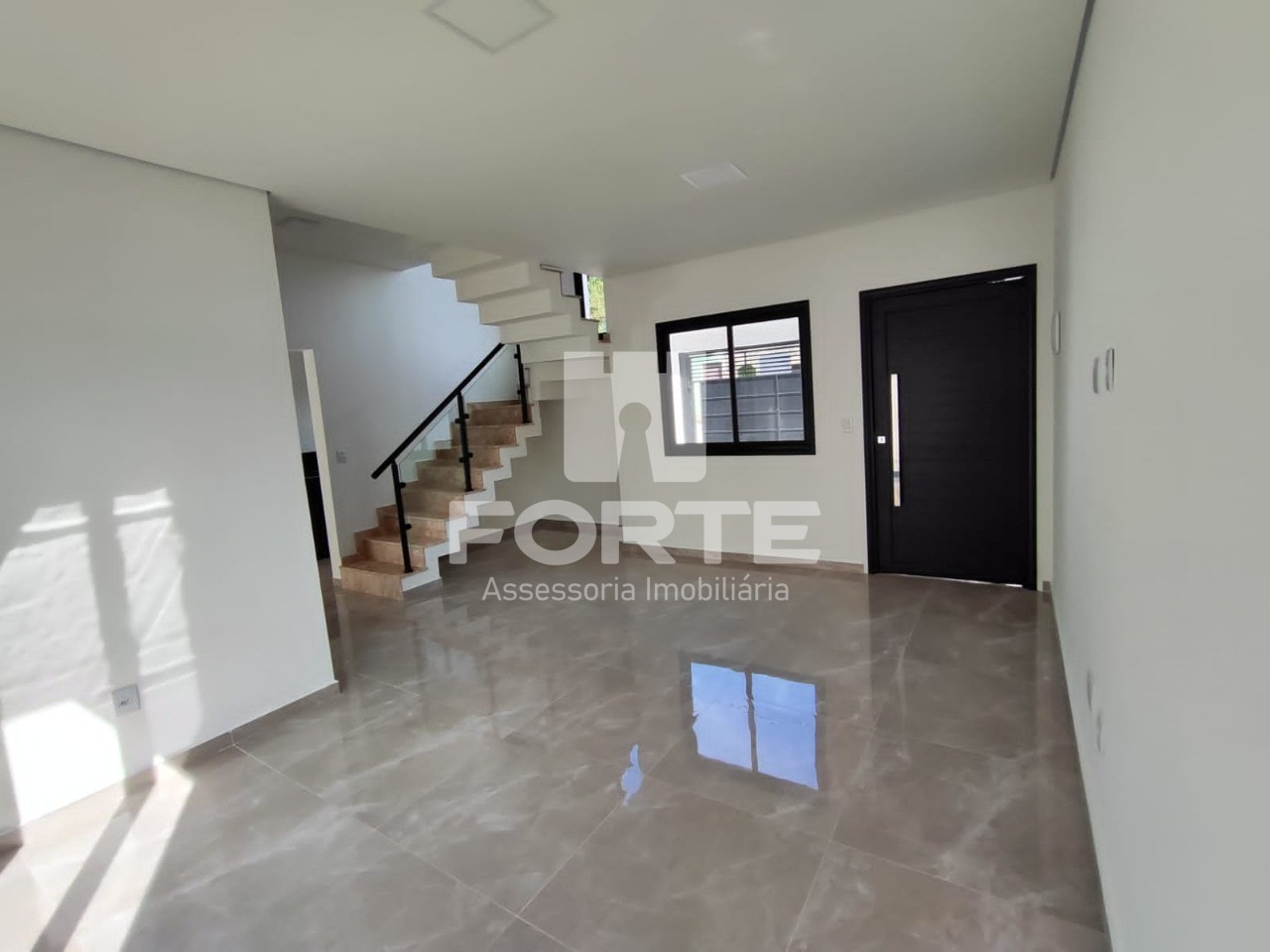 Casa à venda com 3 quartos, 150m² - Foto 7