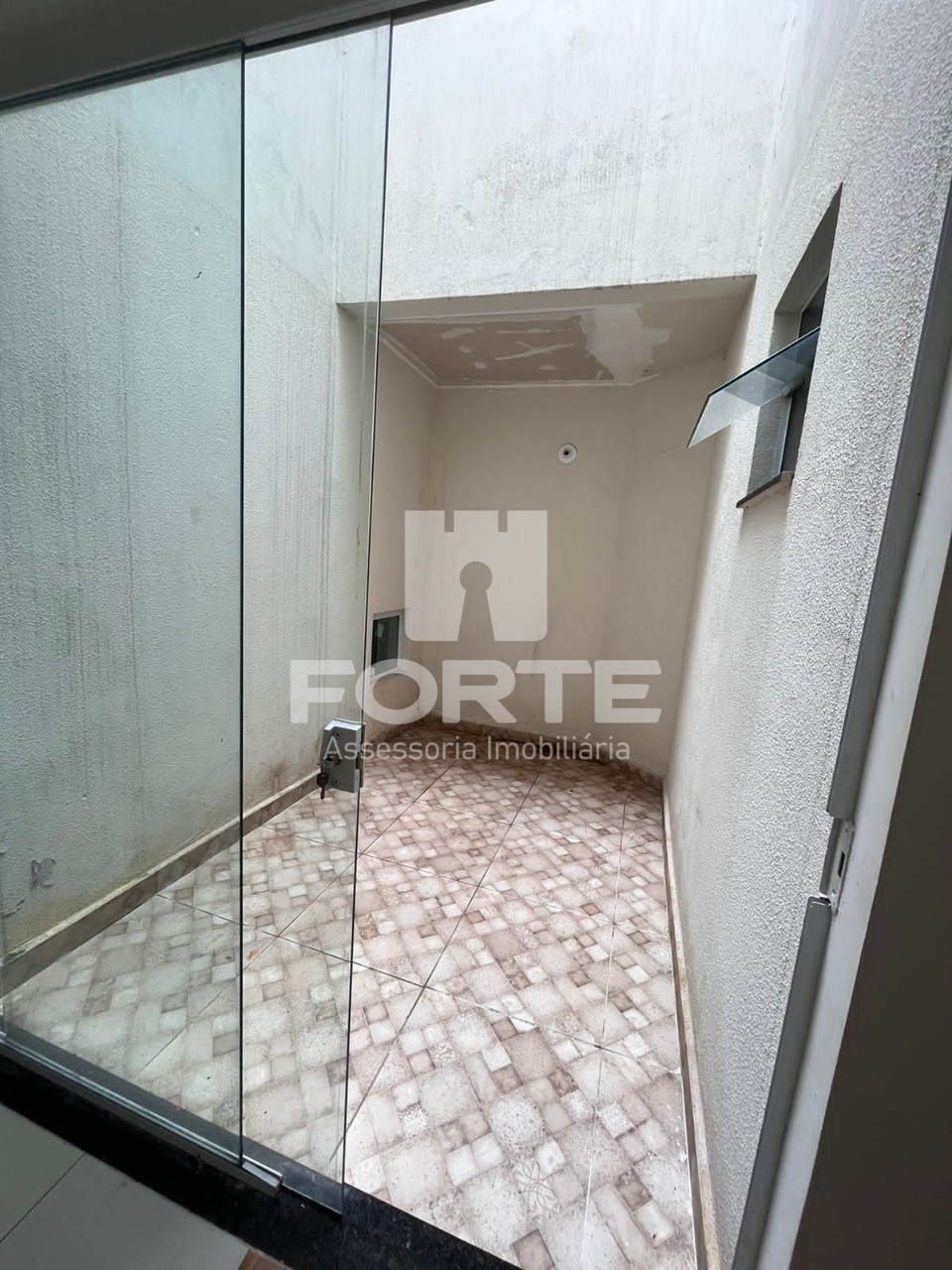 Casa para alugar com 3 quartos, 180m² - Foto 4