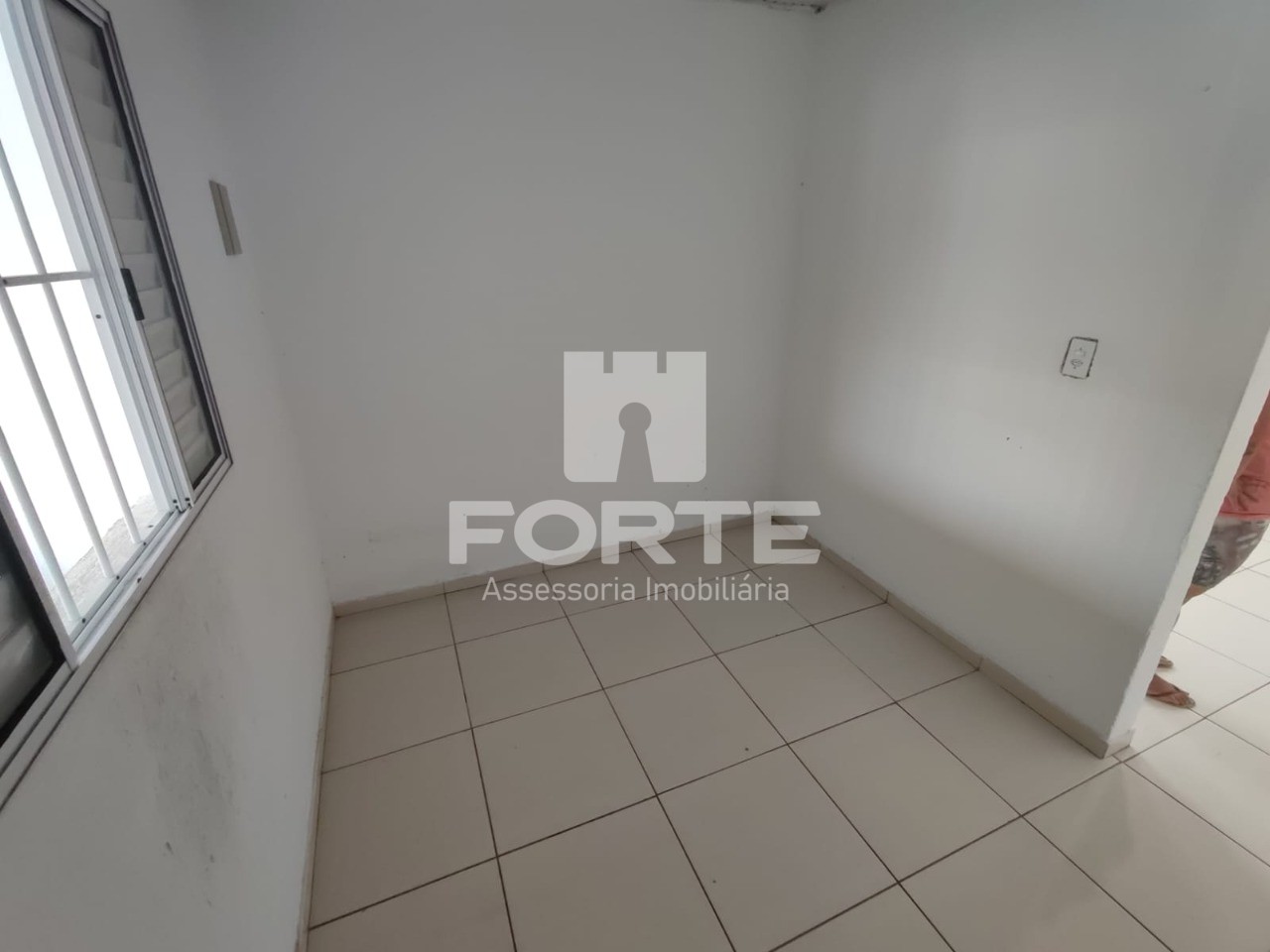 Casa à venda e aluguel com 2 quartos, 200m² - Foto 17