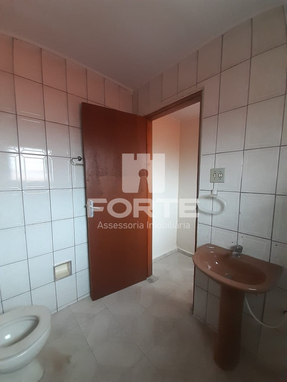 Casa à venda com 3 quartos, 200m² - Foto 4