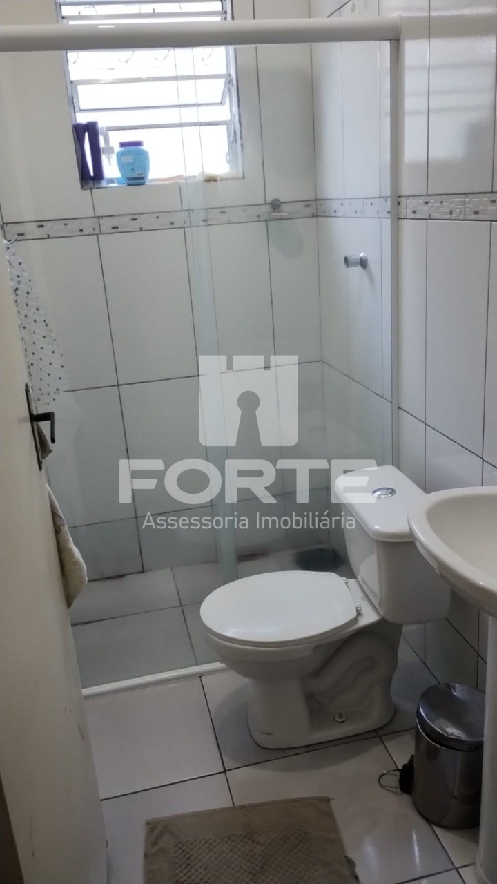 Casa à venda com 2 quartos, 170m² - Foto 15