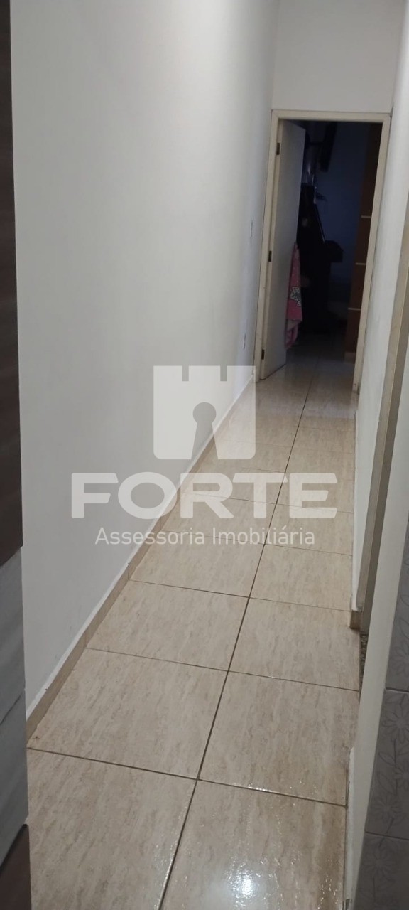 Casa à venda com 2 quartos, 170m² - Foto 12