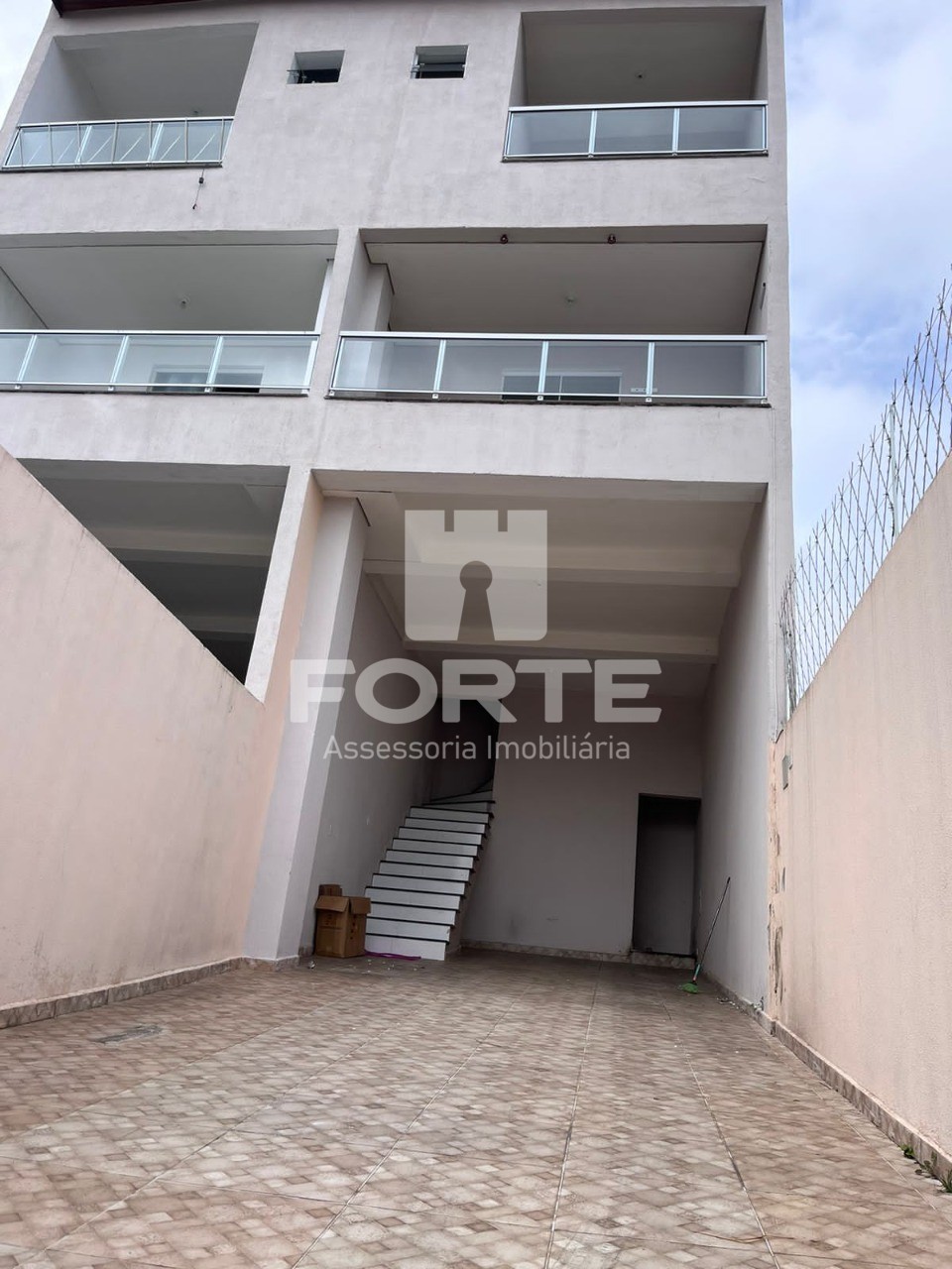 Casa para alugar com 3 quartos, 180m² - Foto 12