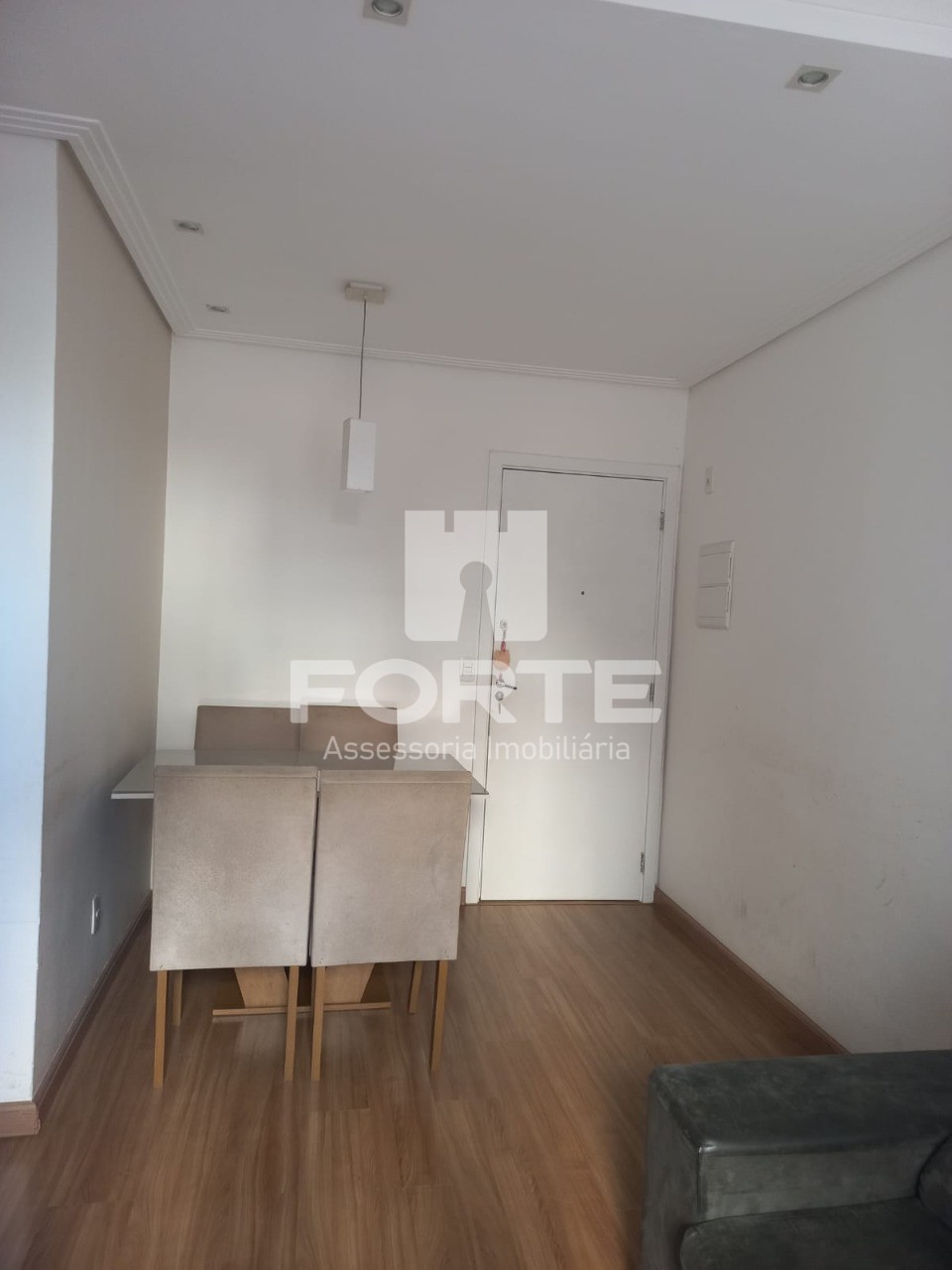 Apartamento à venda com 2 quartos, 67m² - Foto 2