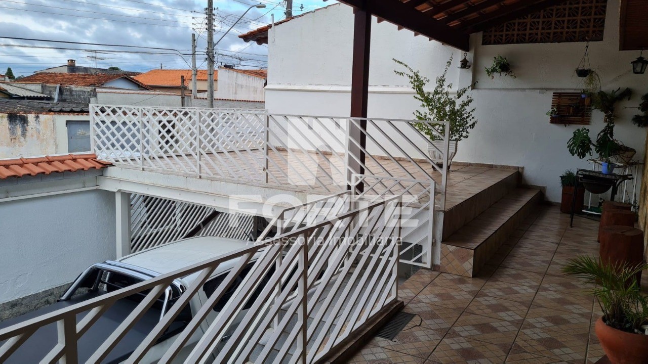 Casa à venda com 2 quartos, 190m² - Foto 6