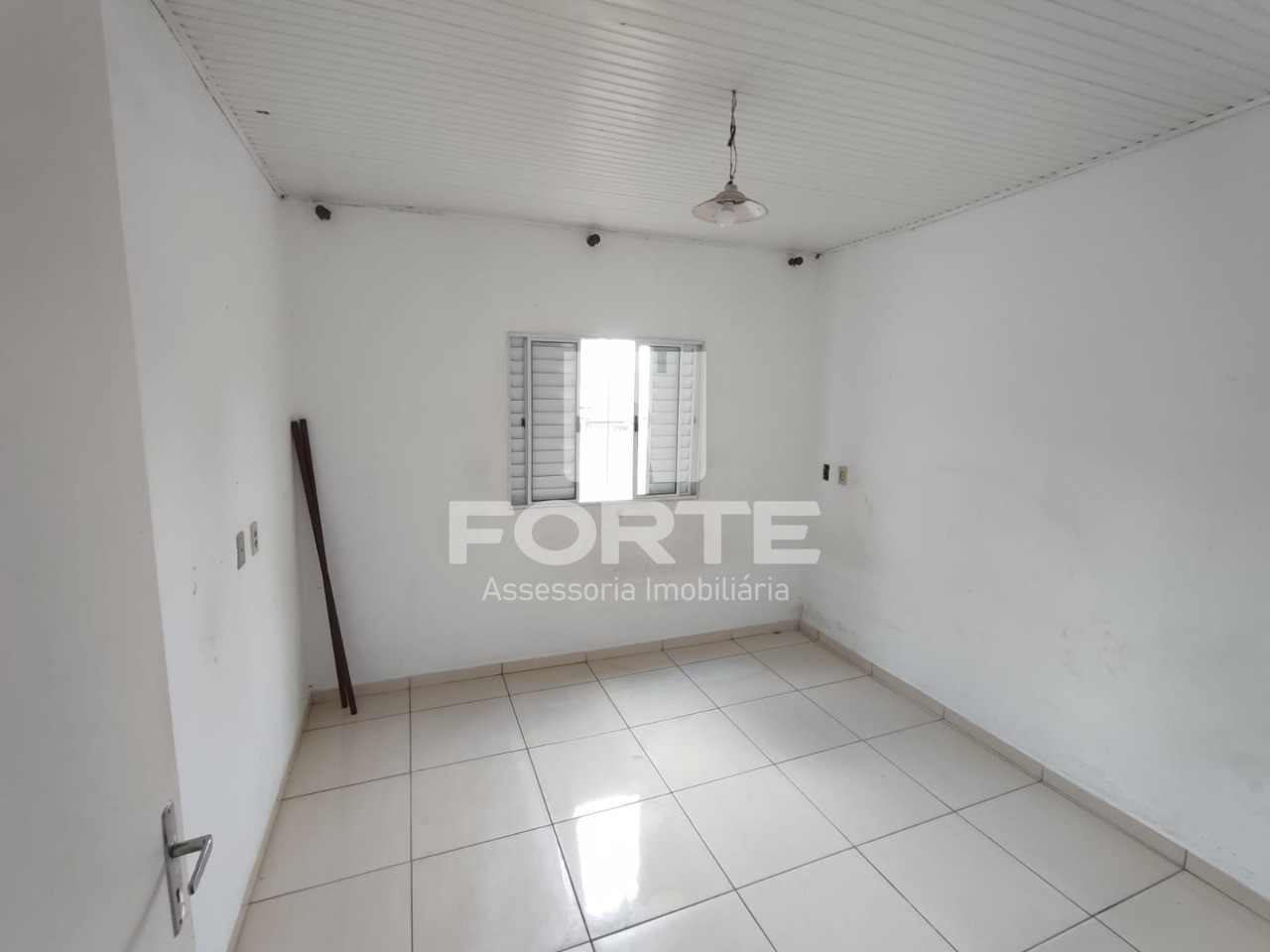 Casa à venda e aluguel com 2 quartos, 200m² - Foto 10