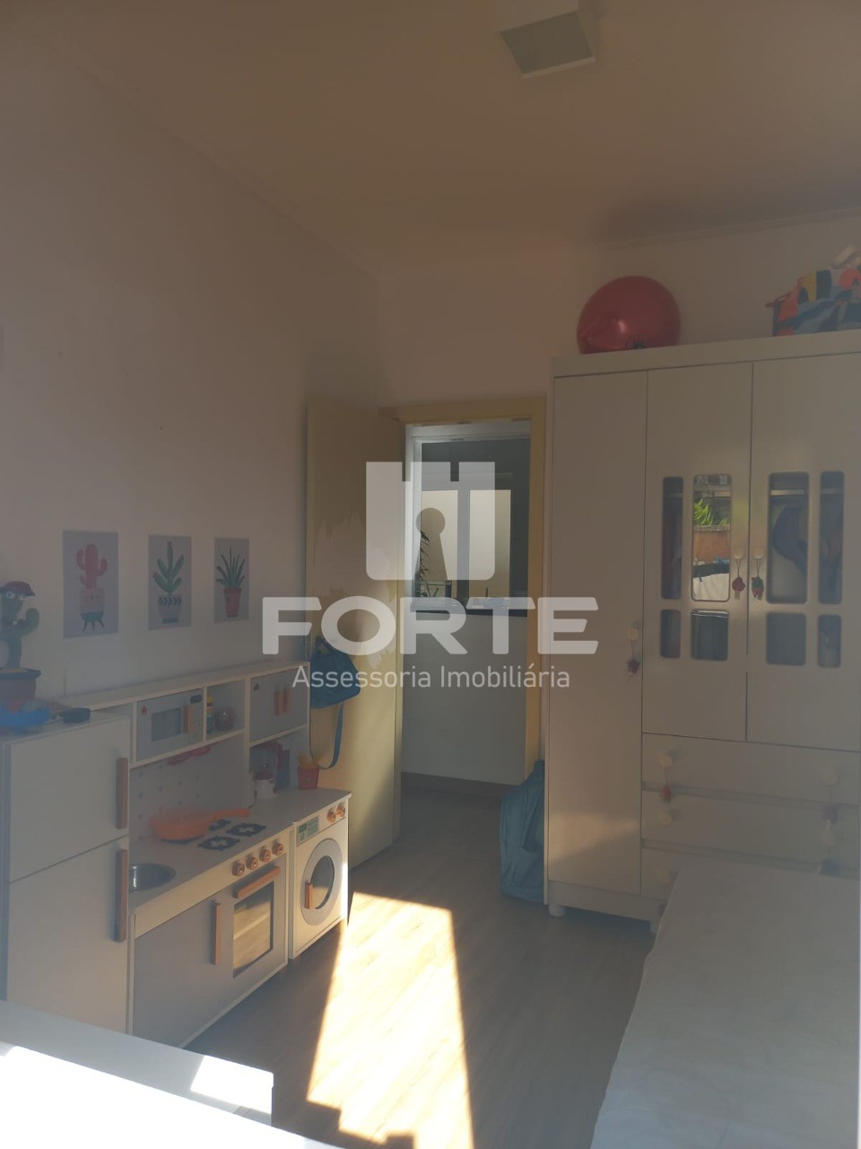 Apartamento à venda com 2 quartos, 67m² - Foto 10