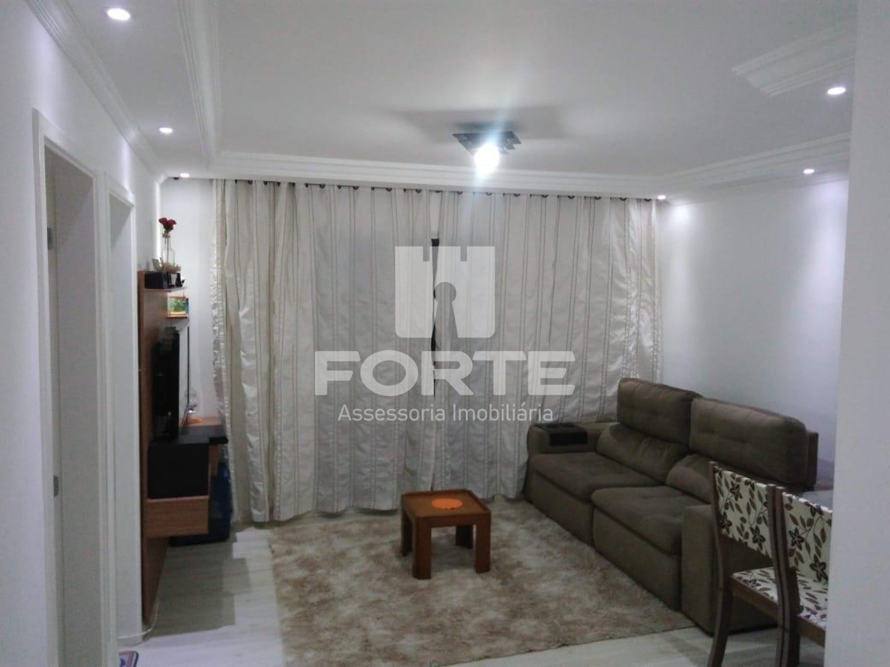 Apartamento à venda com 2 quartos, 55m² - Foto 1