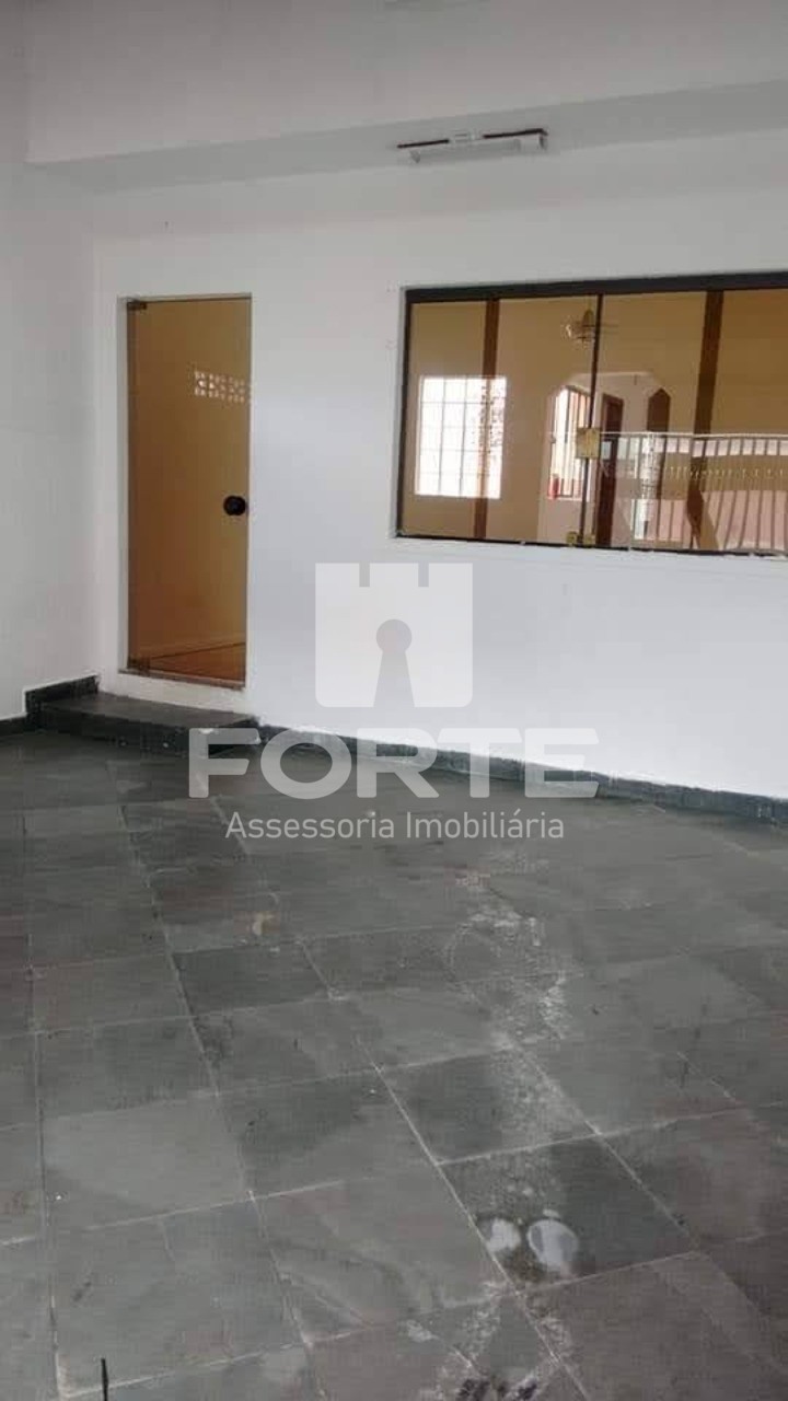 Casa à venda com 3 quartos, 89m² - Foto 1