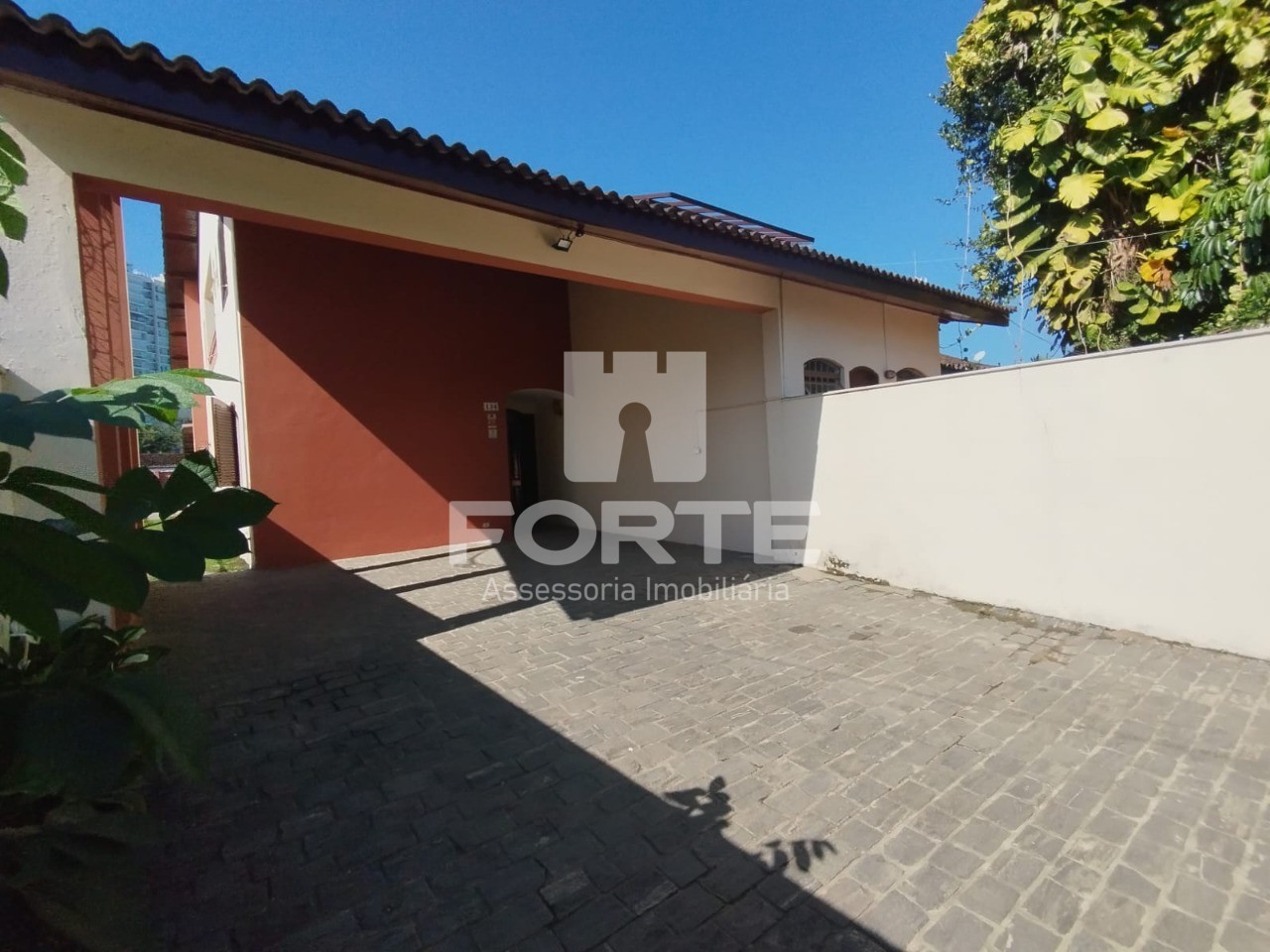 Casa à venda com 8 quartos, 500m² - Foto 28