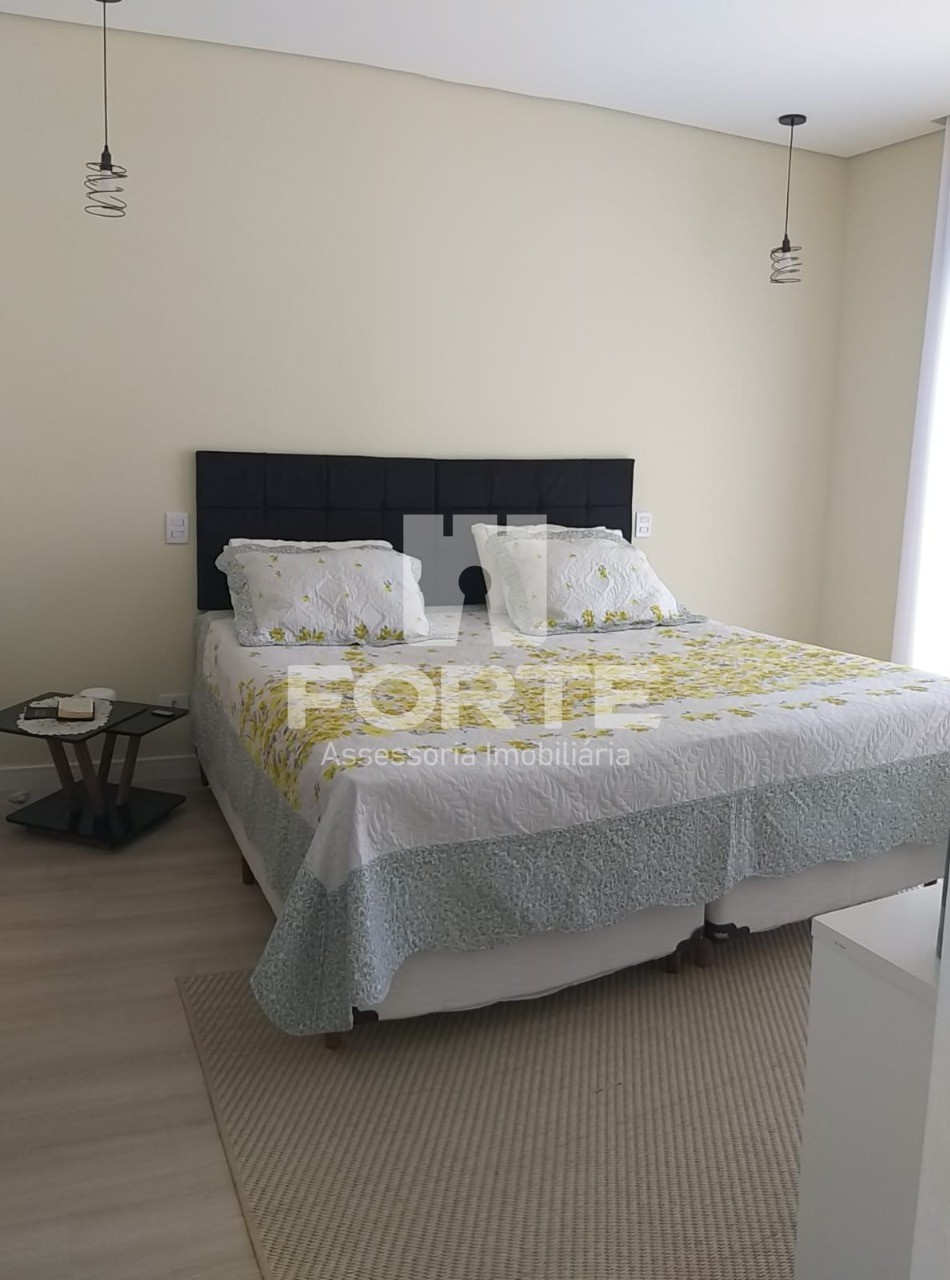 Casa à venda com 3 quartos, 220m² - Foto 18