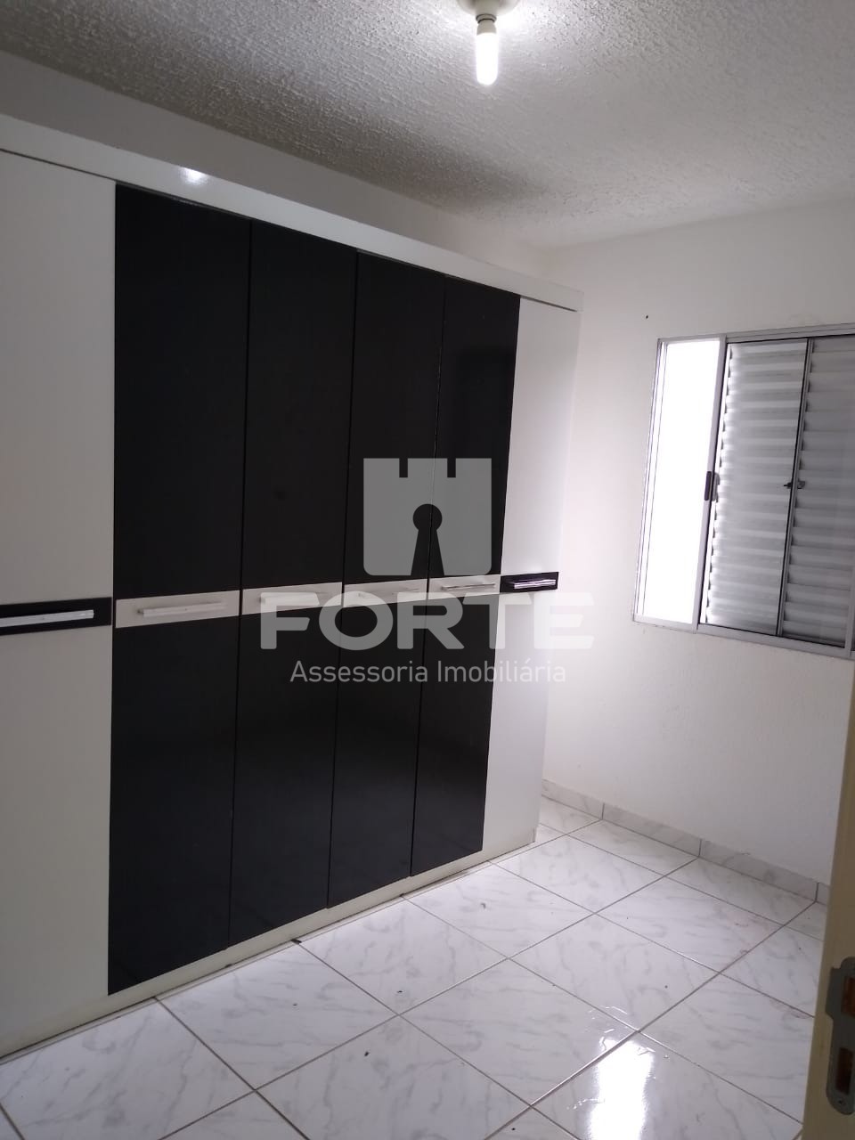 Apartamento à venda com 2 quartos, 69m² - Foto 3