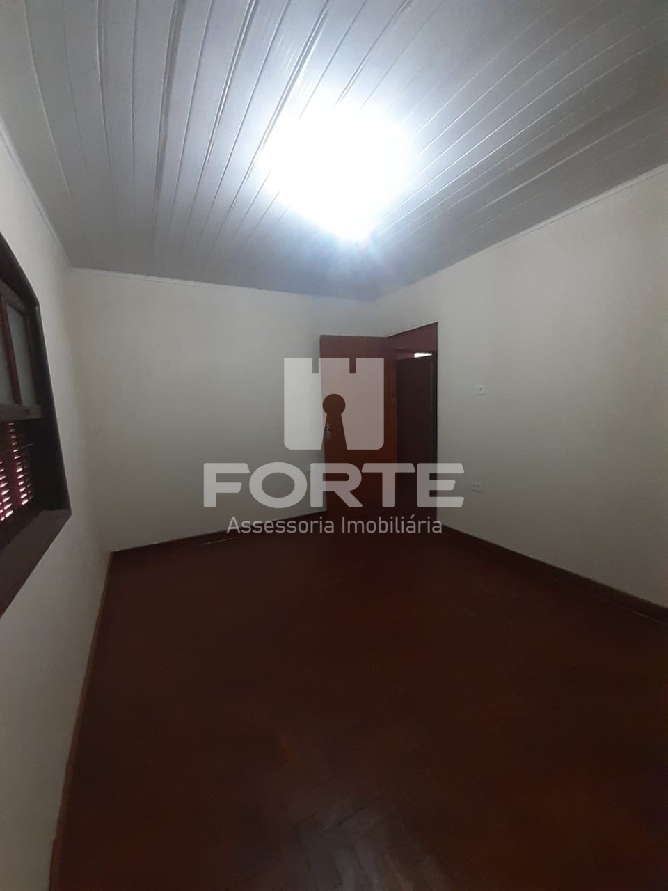 Casa à venda com 3 quartos, 200m² - Foto 18