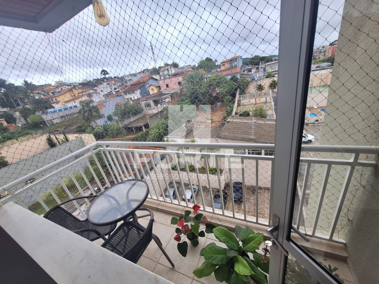 Apartamento à venda com 3 quartos, 88m² - Foto 3