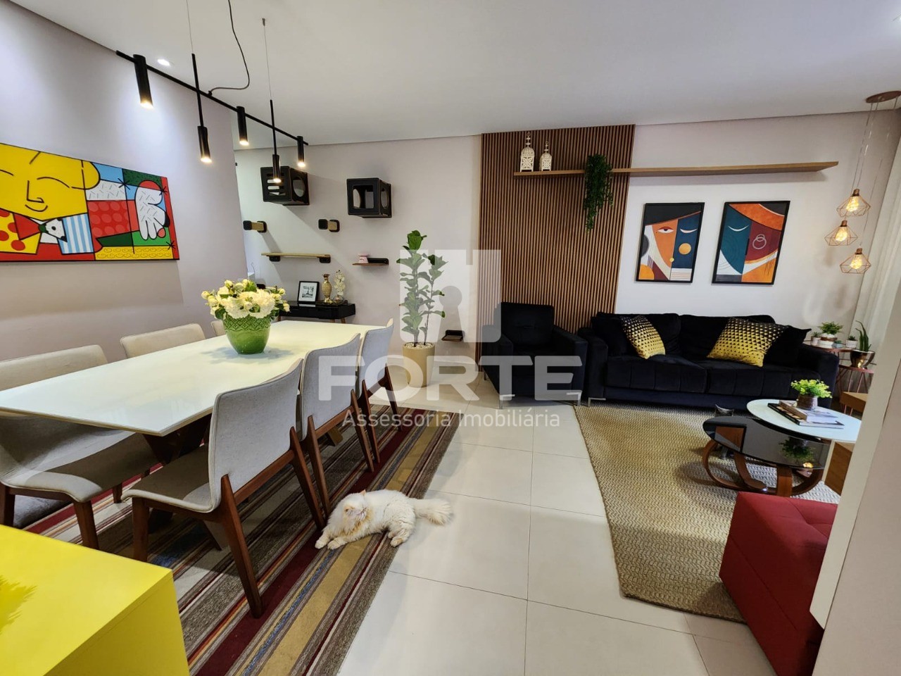 Apartamento à venda com 3 quartos, 90m² - Foto 1