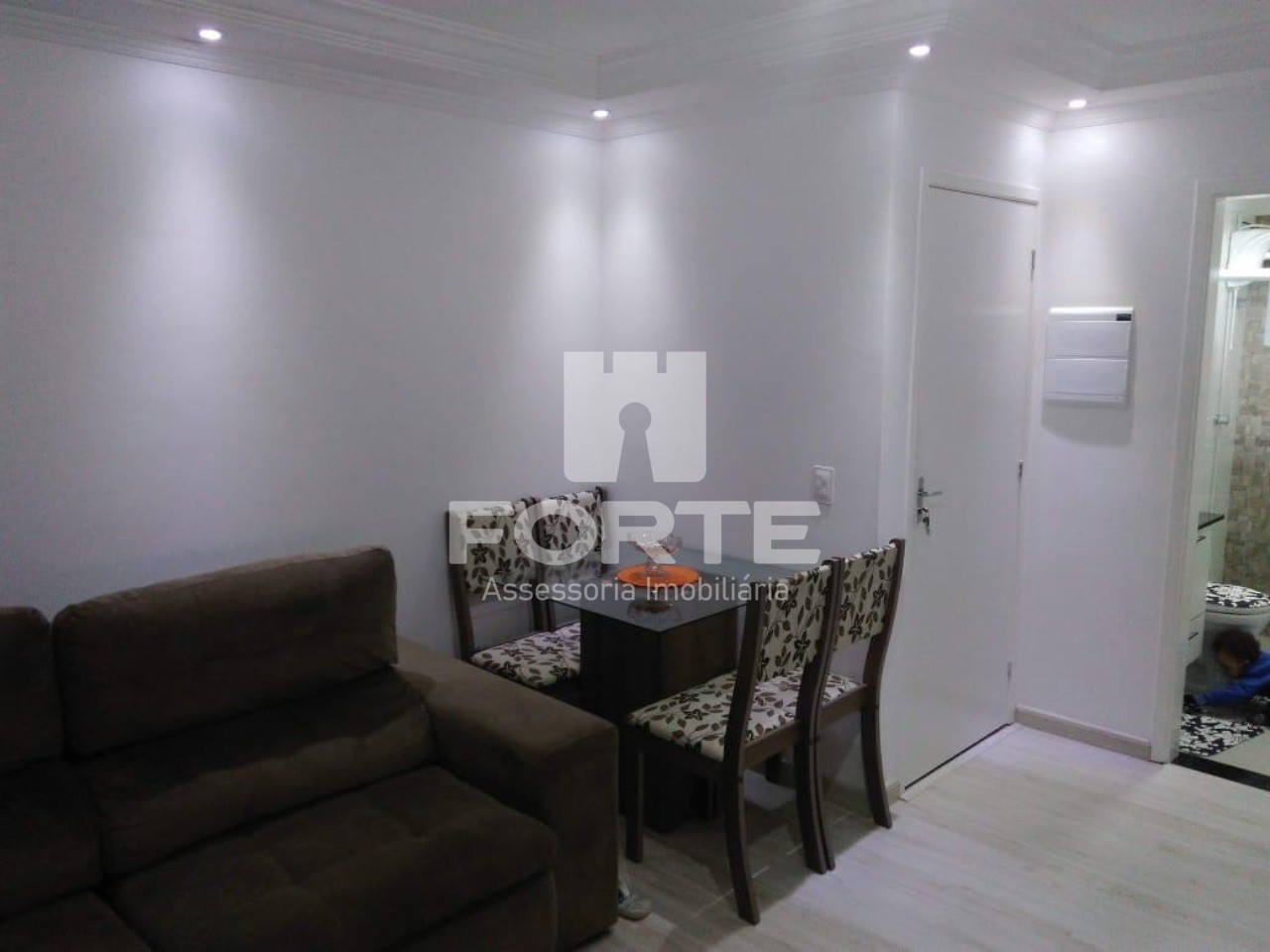 Apartamento à venda com 2 quartos, 55m² - Foto 2