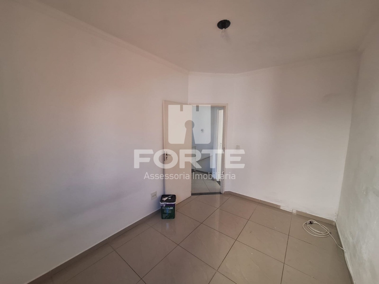 Casa à venda com 2 quartos, 68m² - Foto 13