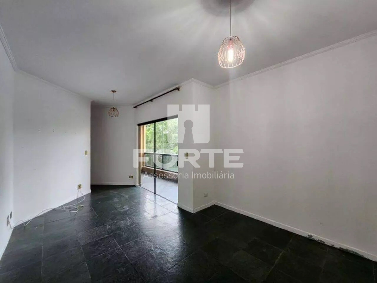 Apartamento à venda com 3 quartos, 156m² - Foto 3