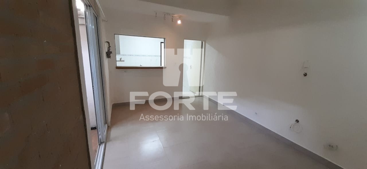 Casa à venda com 2 quartos, 76m² - Foto 4