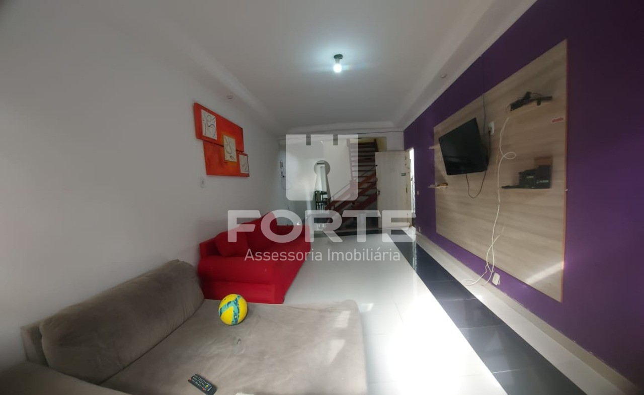 Casa à venda com 3 quartos, 150m² - Foto 2