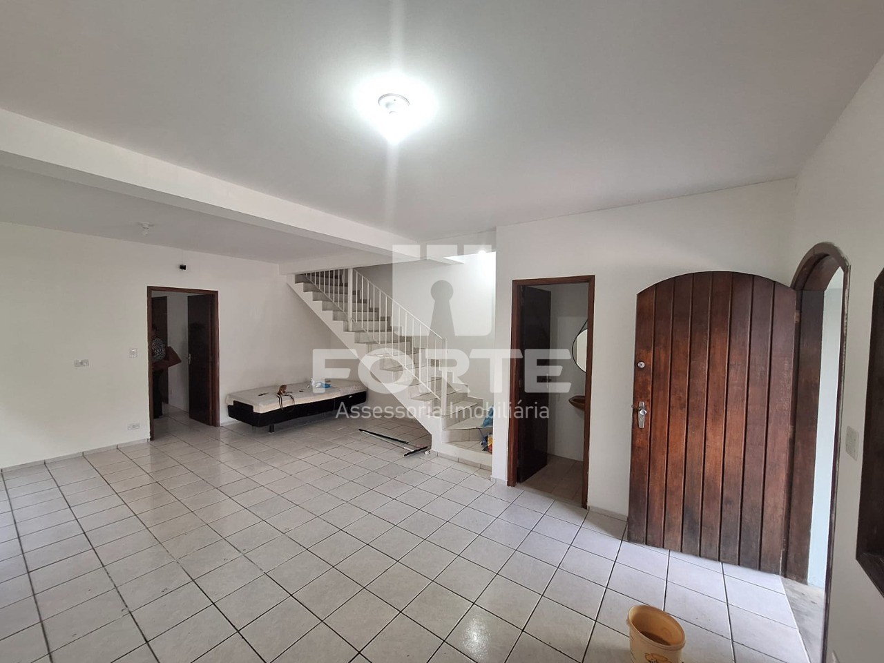 Casa à venda com 3 quartos, 125m² - Foto 4