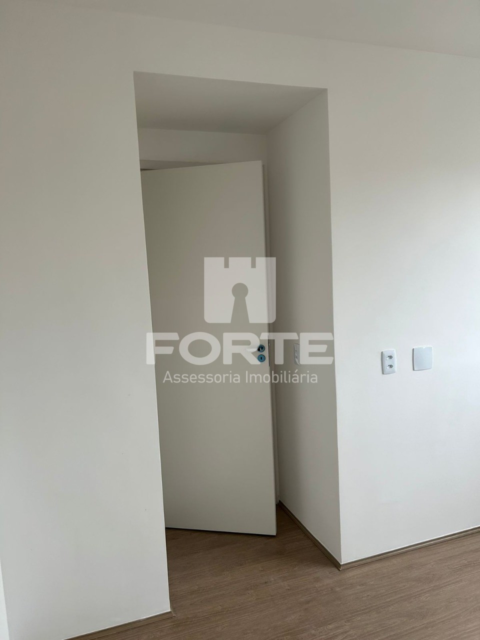 Apartamento à venda com 2 quartos, 42m² - Foto 7