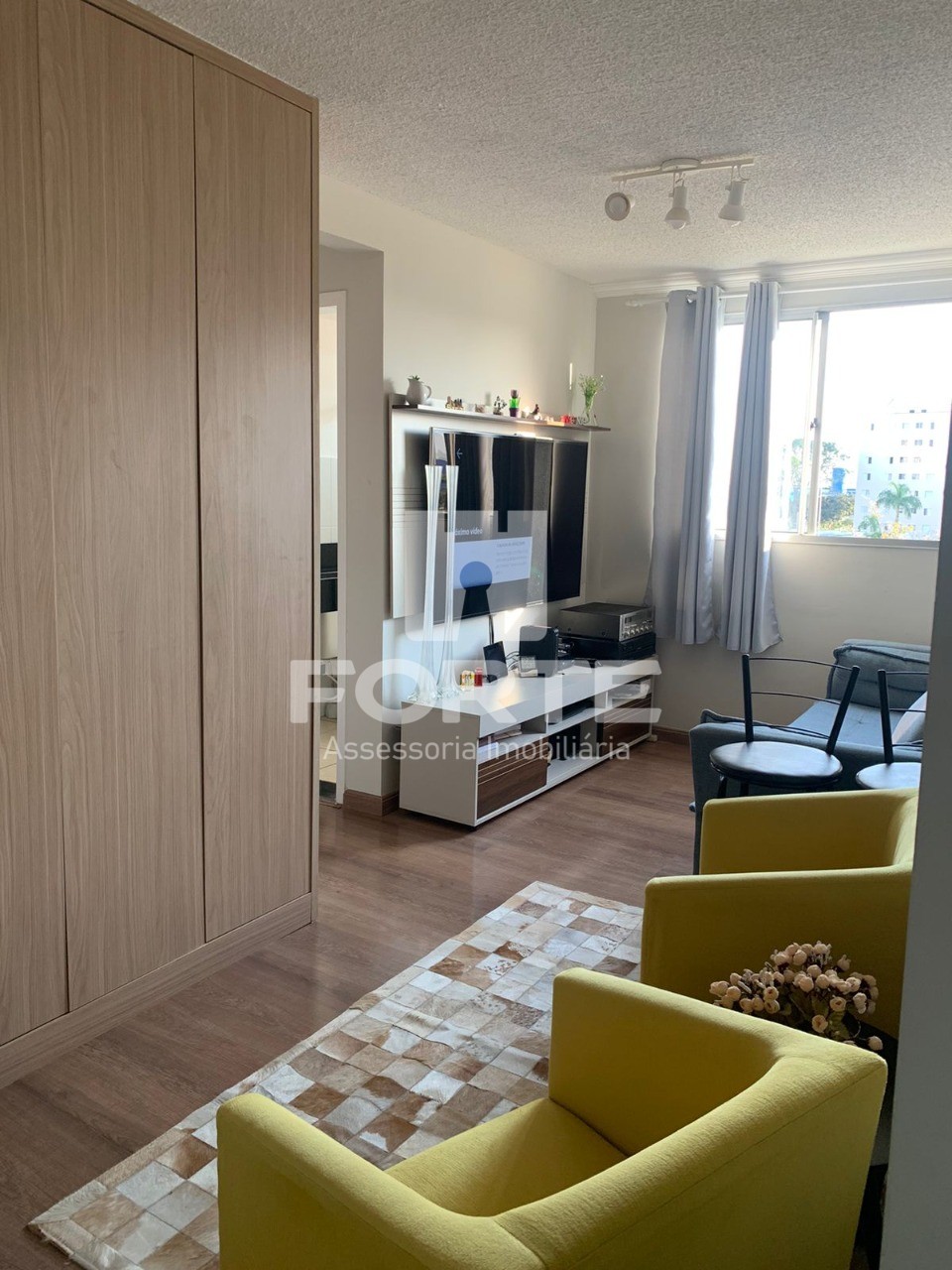 Apartamento à venda com 2 quartos, 47m² - Foto 1