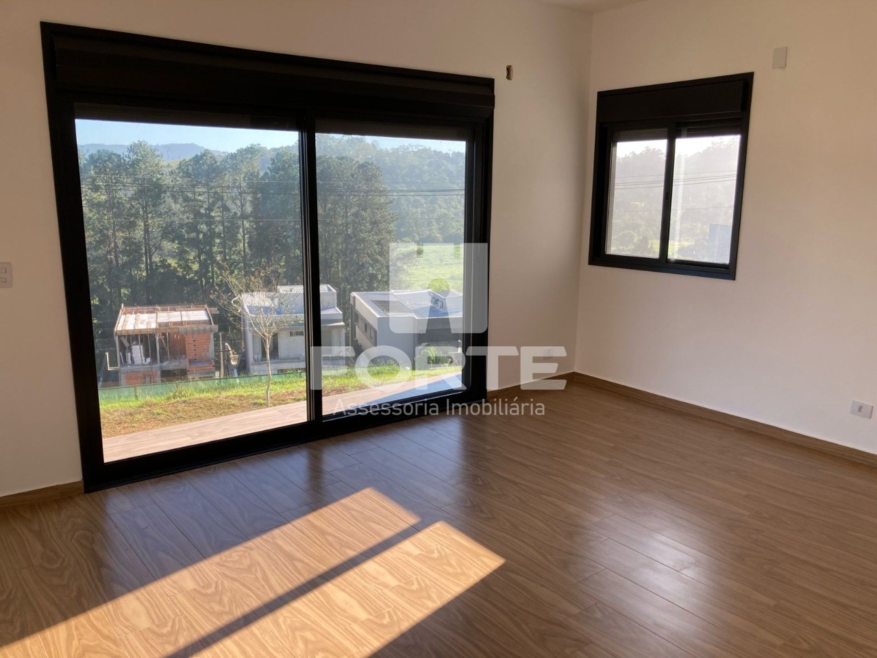 Casa à venda com 4 quartos, 342m² - Foto 45