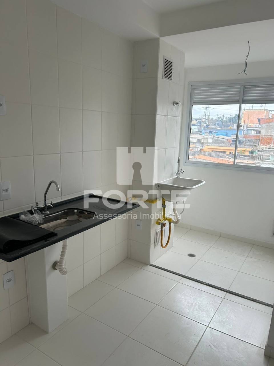 Apartamento à venda com 2 quartos, 42m² - Foto 6