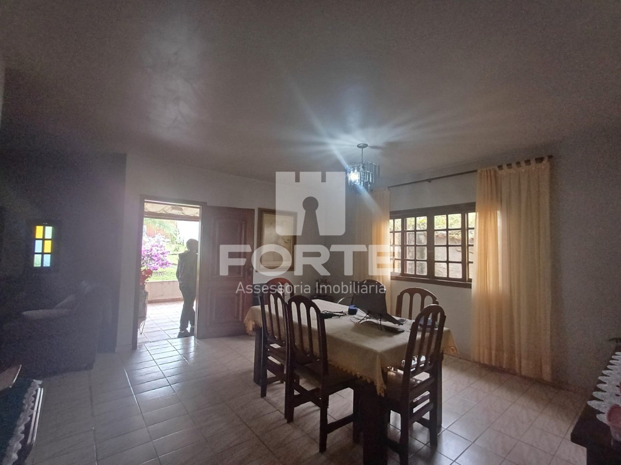 Casa à venda com 3 quartos, 501m² - Foto 1