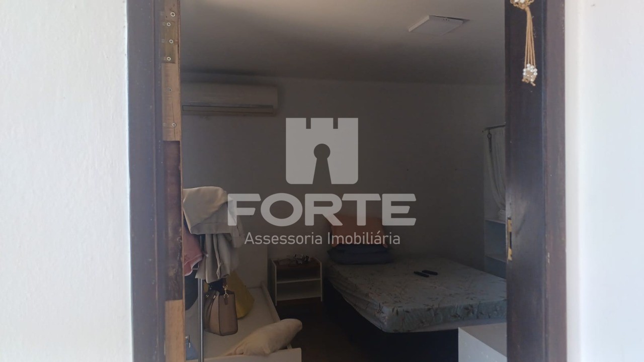 Casa à venda com 3 quartos, 160m² - Foto 14